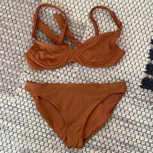 Vitamin A Demi Underwire top and Midori classic bottom in Chai eco rib